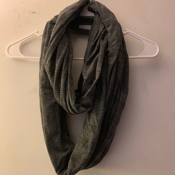 Grey Infinity Scarf - Picture 2 of 3